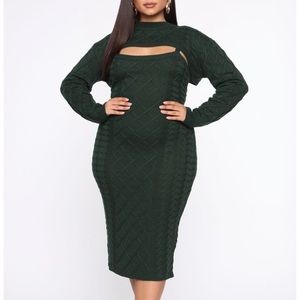 Green sweater set with dress and arm cover